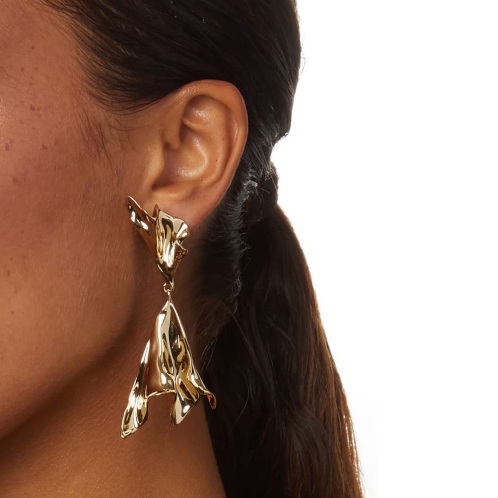 Alexis Bittar Crumpled Ruffle Drop Earrings - Picture 5 of 7